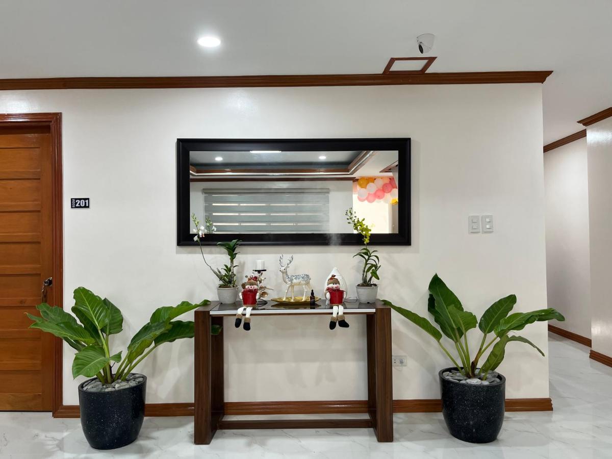 The Legacy Hotel Tayabas Kültér fotó