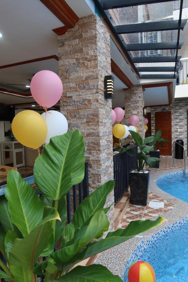 The Legacy Hotel Tayabas Kültér fotó
