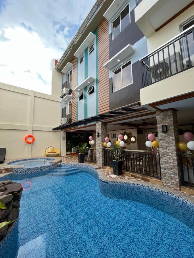 The Legacy Hotel Tayabas Kültér fotó